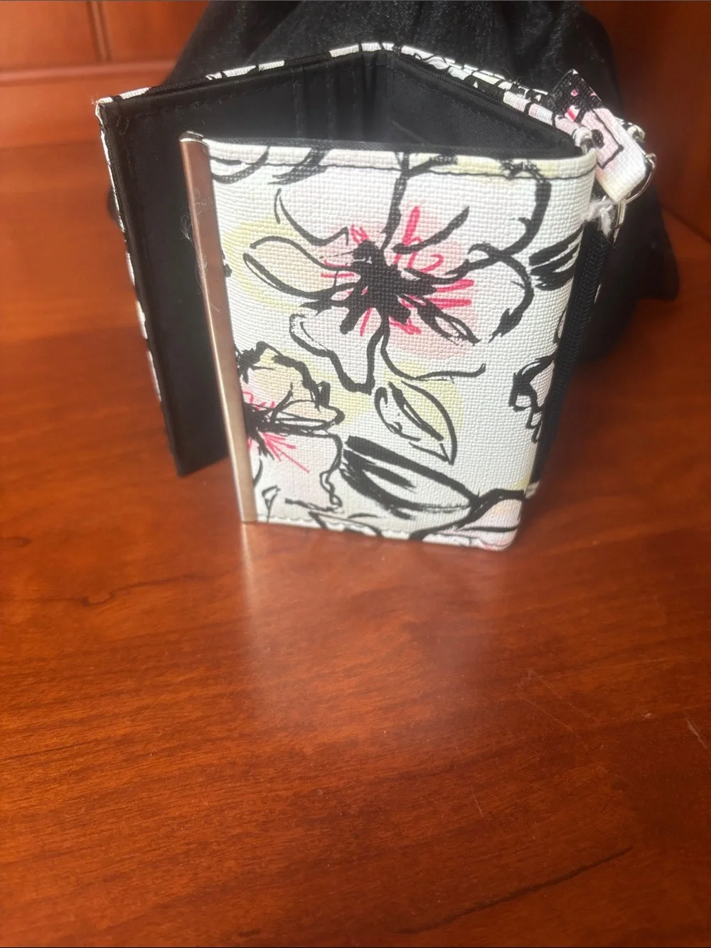 Mundi flap compact tri